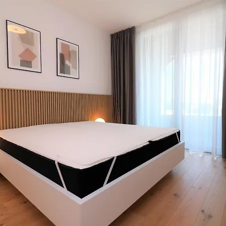 Sky Park New 1-bedroom *