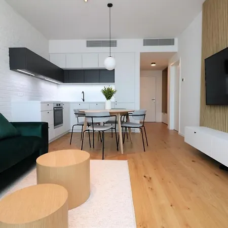 Apartment Sky Park New 1-bedroom